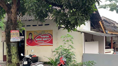 Nasi Pecel Pawon Mbok Marti. (Foto: Bicarablitar.com)
