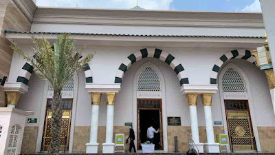 Suasana di Masjid Ar-Rahman Blitar. (Foto: Thoha Ma’ruf/Bicarablitar.com)