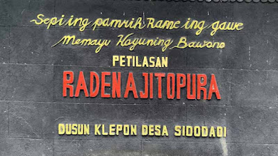 Petilasan Mbah Raden di Klepon Garum Blitar.