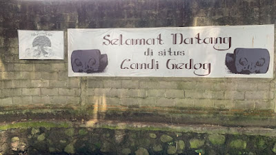 Tulisan selamat datang di Candi Gedog. (Foto: Bicarablitar.com)