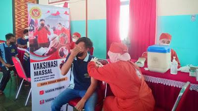 Vaksinasi yang digelar di Kota Blitar.