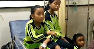 Anak-anak yang keracunan di Ponggok Blitar.