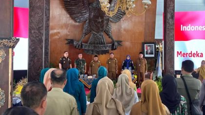Bupati Blitar saat menghadiri acara Musrenbang RPJMD Kabupaten Blitar Tahun 2025-2029 di Pendopo Ronggo Hadi Negoro, Selasa, 6 Mei 2025. (Foto: Pemkab Blitar)