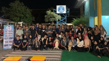 Edukasi hewan oleh Komunitas Pecinta Hewan Blitar di halaman PSBR Blitar, Sabtu, 10 Mei 2025.