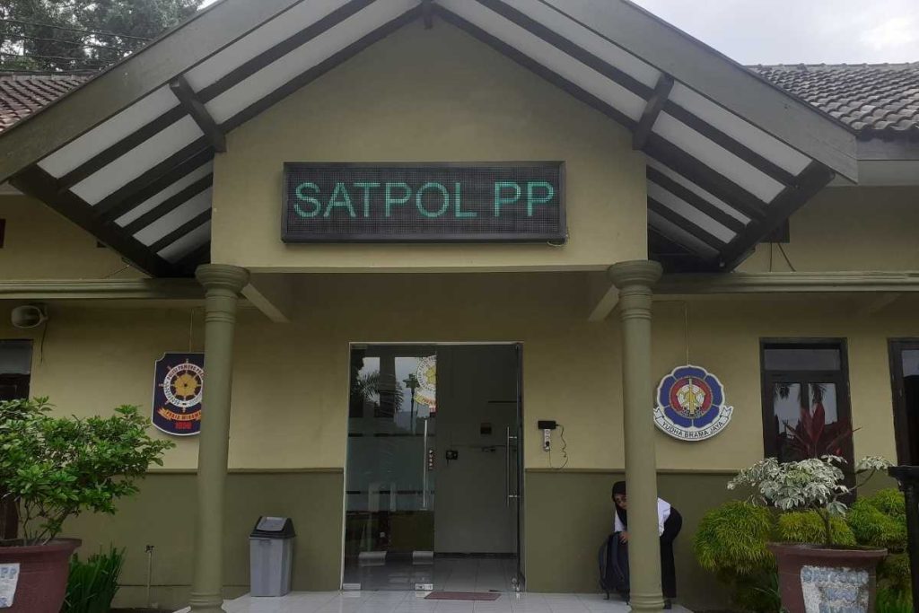 Kantor Satpol PP Kabupaten Blitar.
