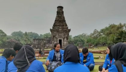 Candi Penataran, kompleks candi terbesar di Jawa Timur. (Dok. PMII Unisba Blitar)