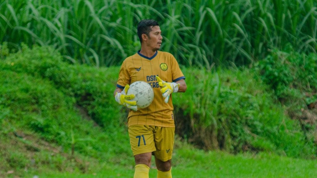 Mantan pemain PSBI Blitar, Ali Imron.