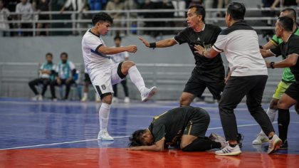 Kilas balik insiden atlet futsal Blitar ditendang saat sujud syukur di Porprov Jatim