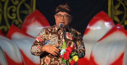 Festival Kresnayana XIII, Bupati Rijanto apresiasi pelestarian seni budaya di Amphitheater Penataran Blitar
