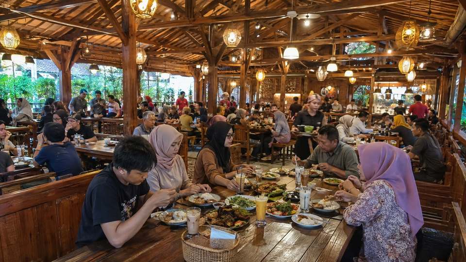 rumah makan hits blitar