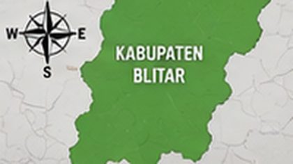 Letak astronomis dan batas wilayah Kabupaten Blitar