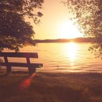 Yang Datang Bersama Senja | Puisi tentang Pertemuan